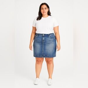 Hydraulic Women’s Classic Long Curvy Denim Skirt W/ Grommets Medium Wash Size 16